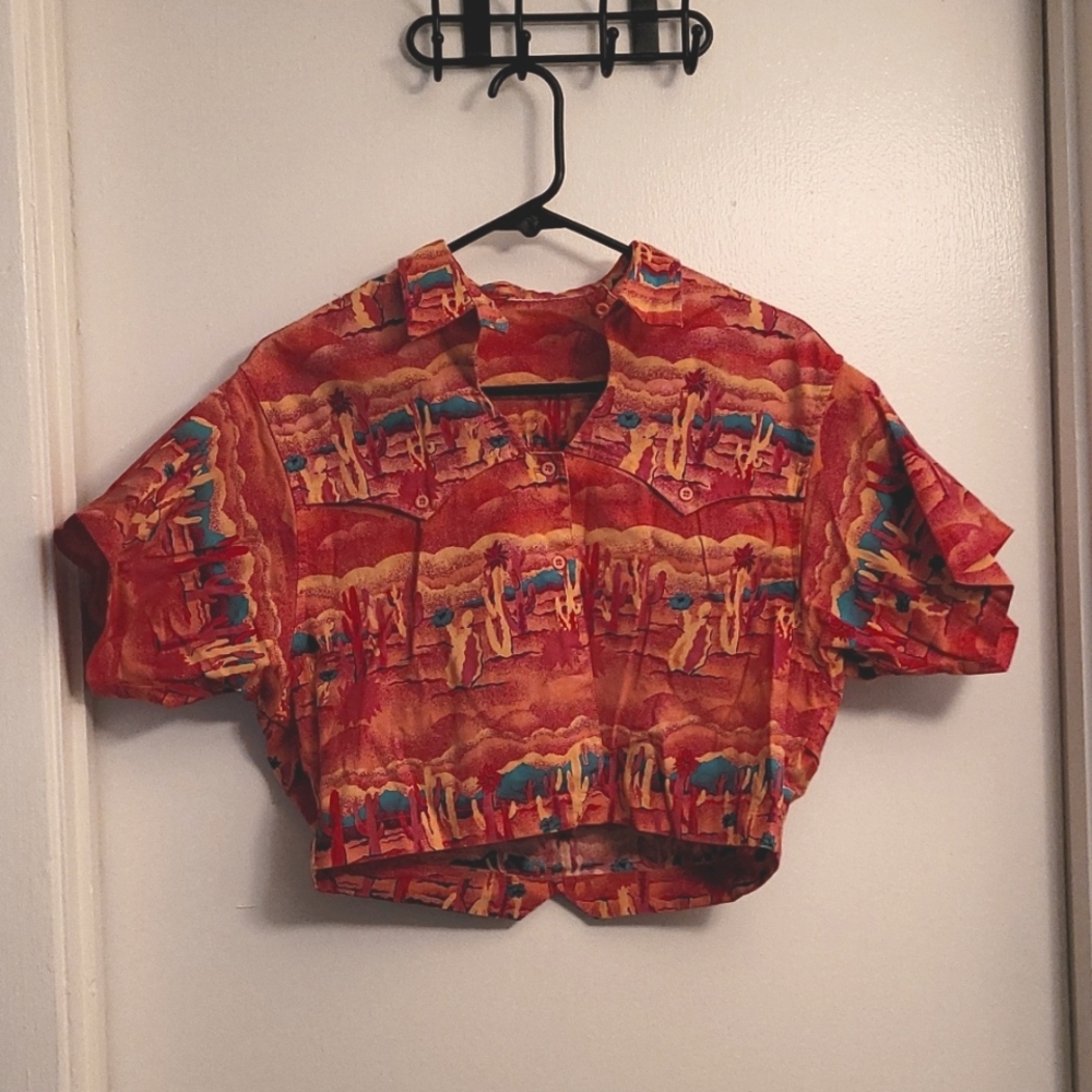 L women's cropped quirky western button up